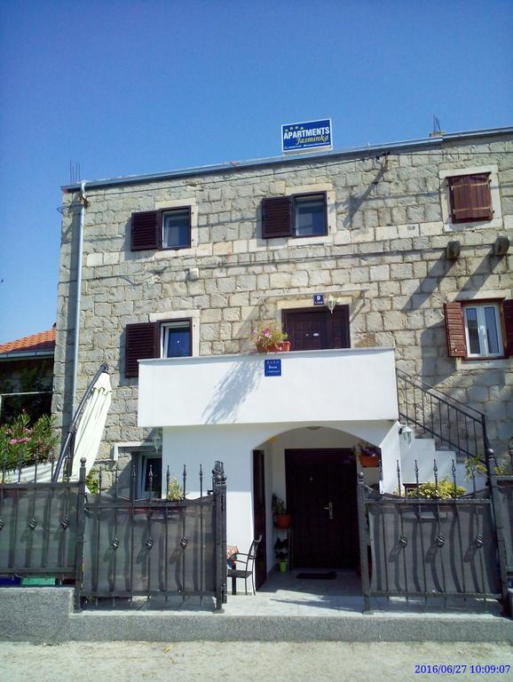 Apartments Jasminka Solin Esterno foto