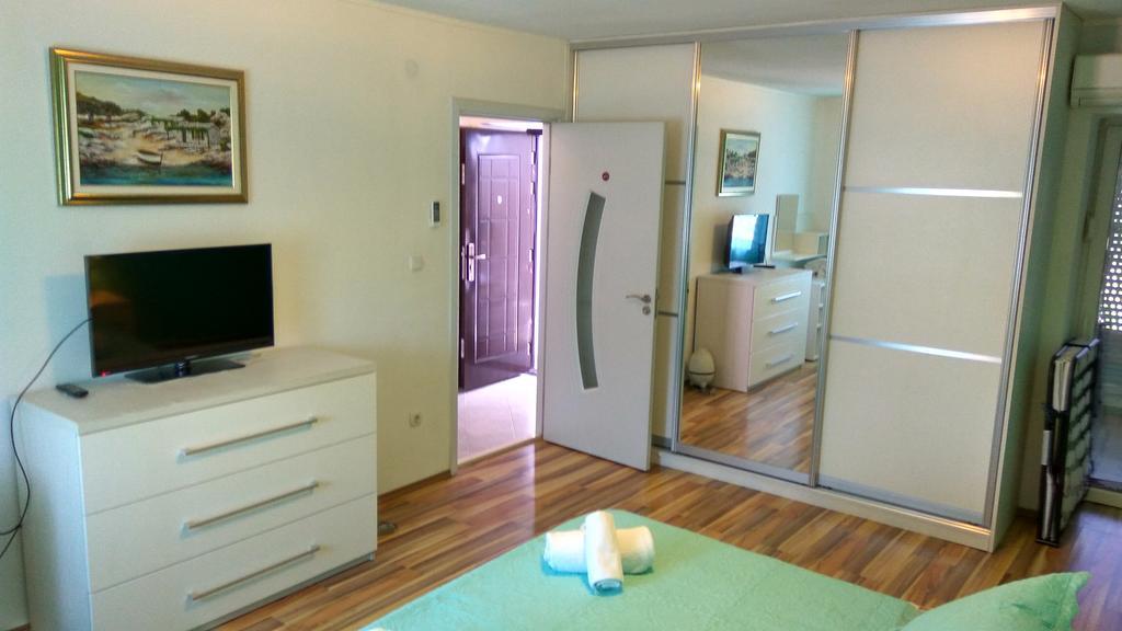 Apartments Jasminka Solin Esterno foto